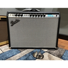 Fender VIBROLUX Amplifier w/Pedal